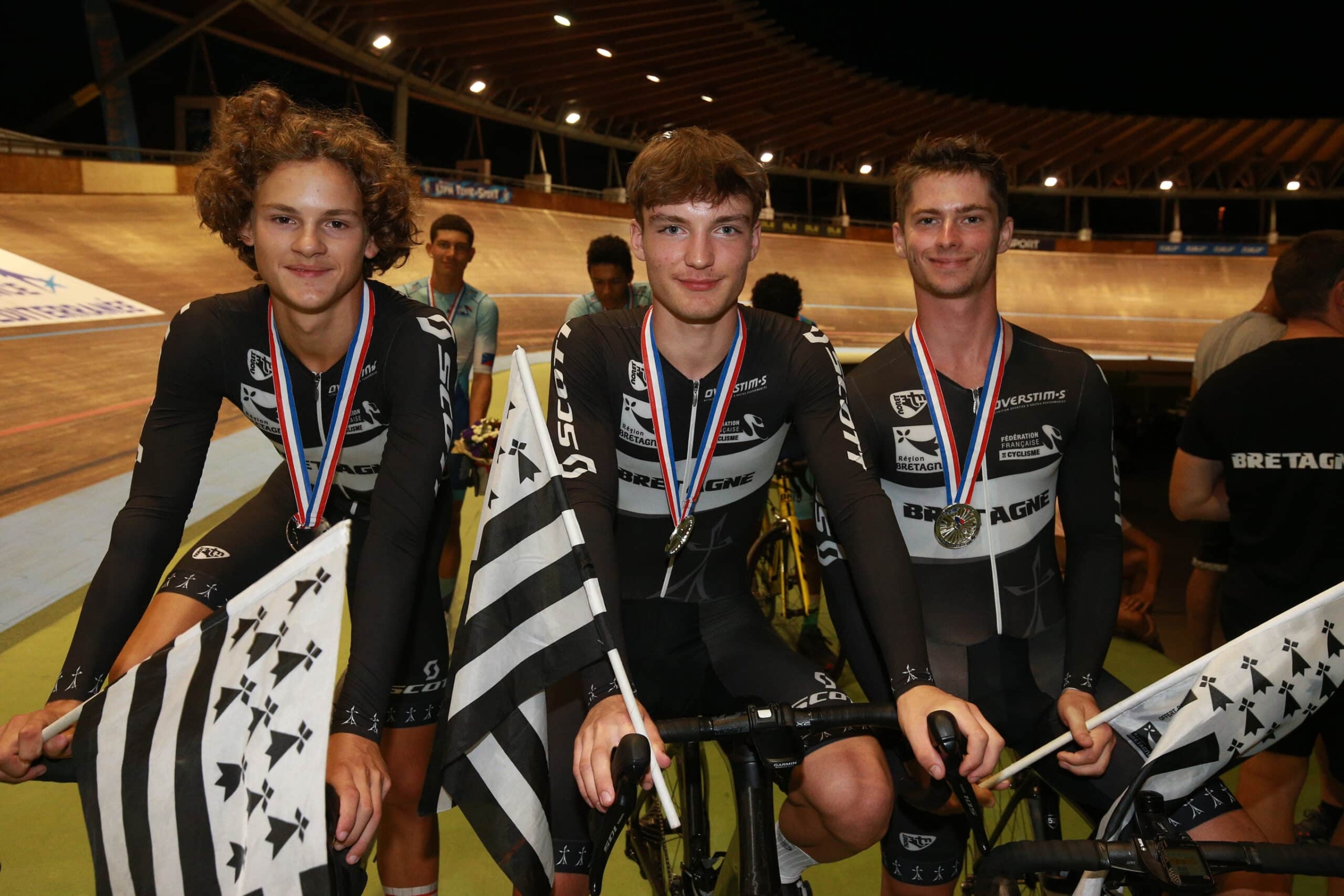 Équipe de Bretagne en vitesse par équipes au championnat de France sur piste à Hyères